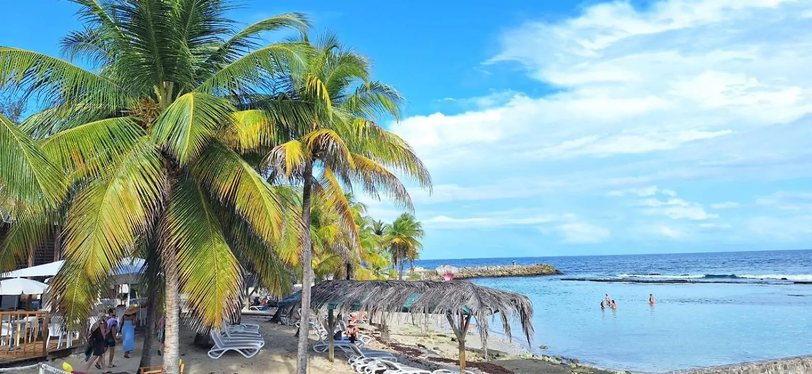 Studio Vue Mer Dans Une Residence Creole Avec Piscine Et Lagon Saint-Francois  Guadeloupe